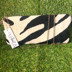 ucpycling, blanco y negro, handmade, pieza unica